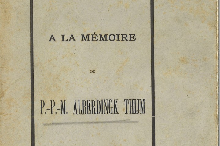 Mapje met persoonlijke herinneringen van de familie Alberdingk Thijm:
boekje "A La Mémoire de P.P.M. Alberdingk Thijm".