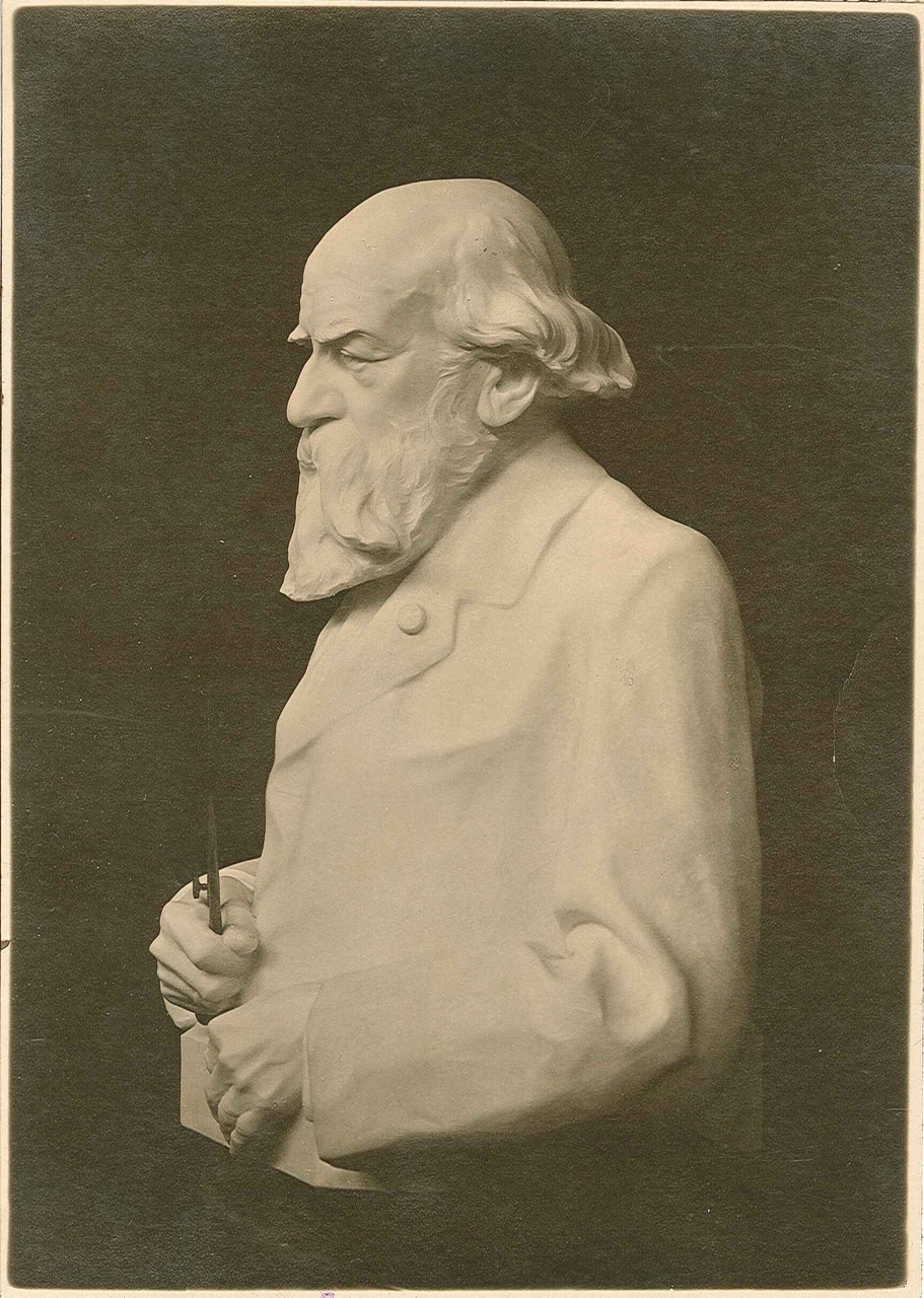 Buste van Dr. P.J.H. Cuypers