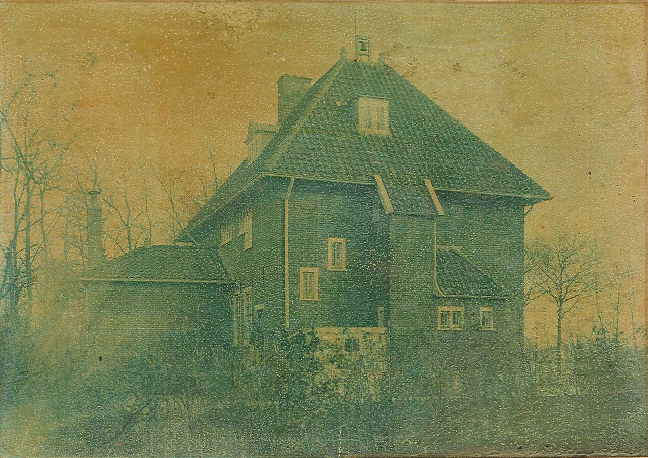 Foto van een villa.