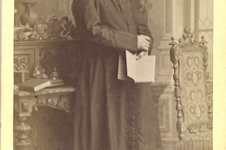 Verzameling van 51 Portretfoto's (carte-de-visite) van geestelijken: onbekende priester.